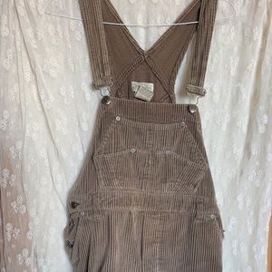 Corduroy overall shorts